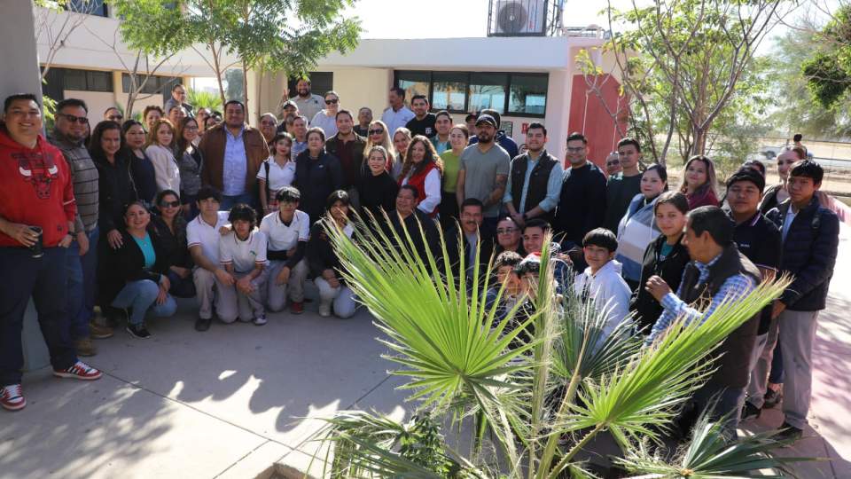  Entrega de aula al plantel Hermosillo V Pueblitos.